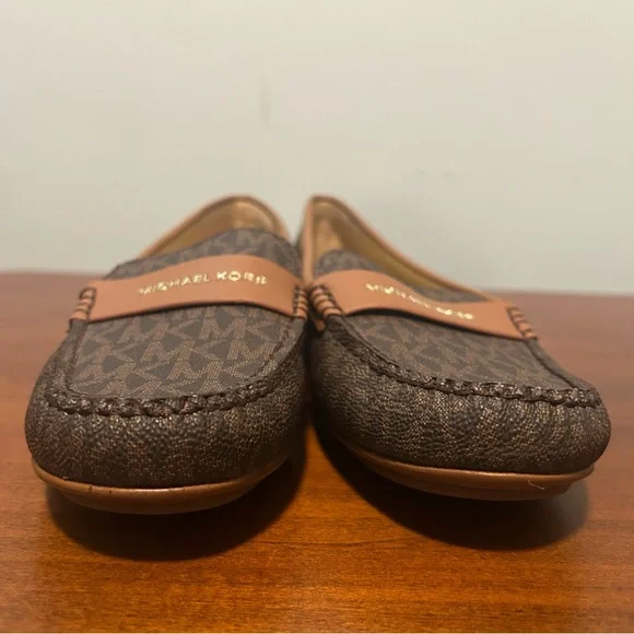 Michael, Michael Kors brown signature Felicia driving moccasin flats 7.5M - Picture 4 of 10